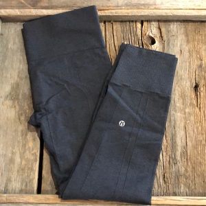 Lululemon Ebb to street.